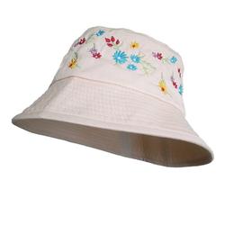 Chapeau à fleurs brodés