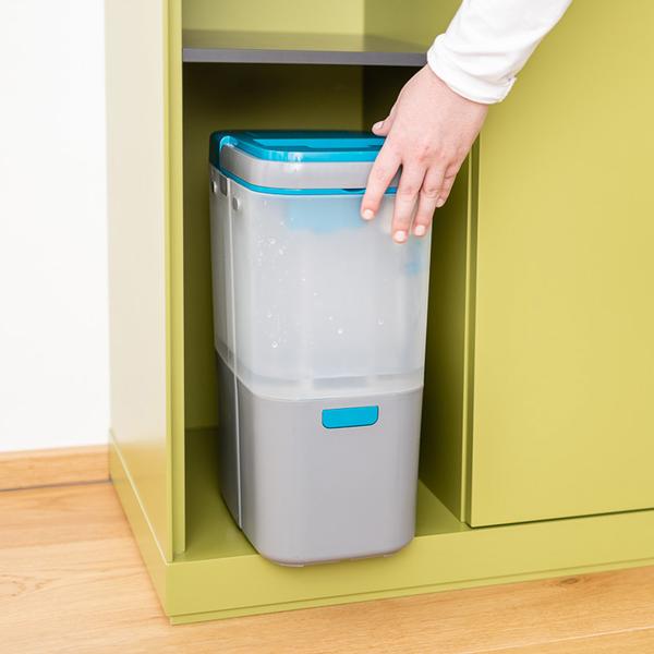 Livington Everclean Mop mit elektrischer Frischwasserpumpe